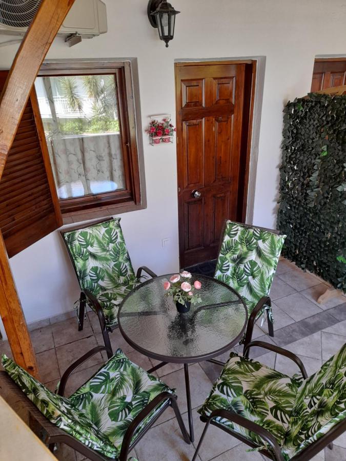 Angel House Apartman Nikíti Kültér fotó